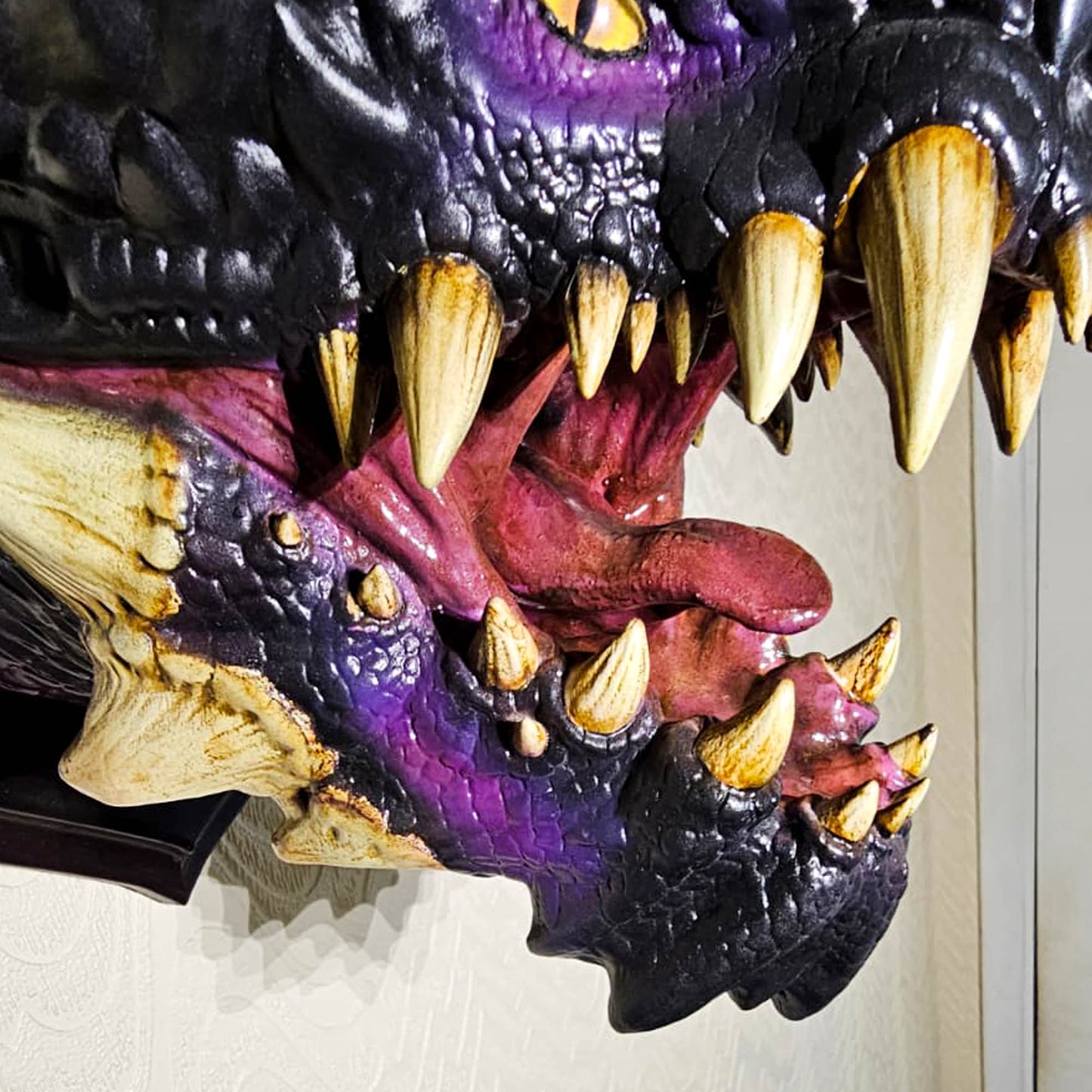 Large Nergigante Head Wall Mount with Illuminated Eyes