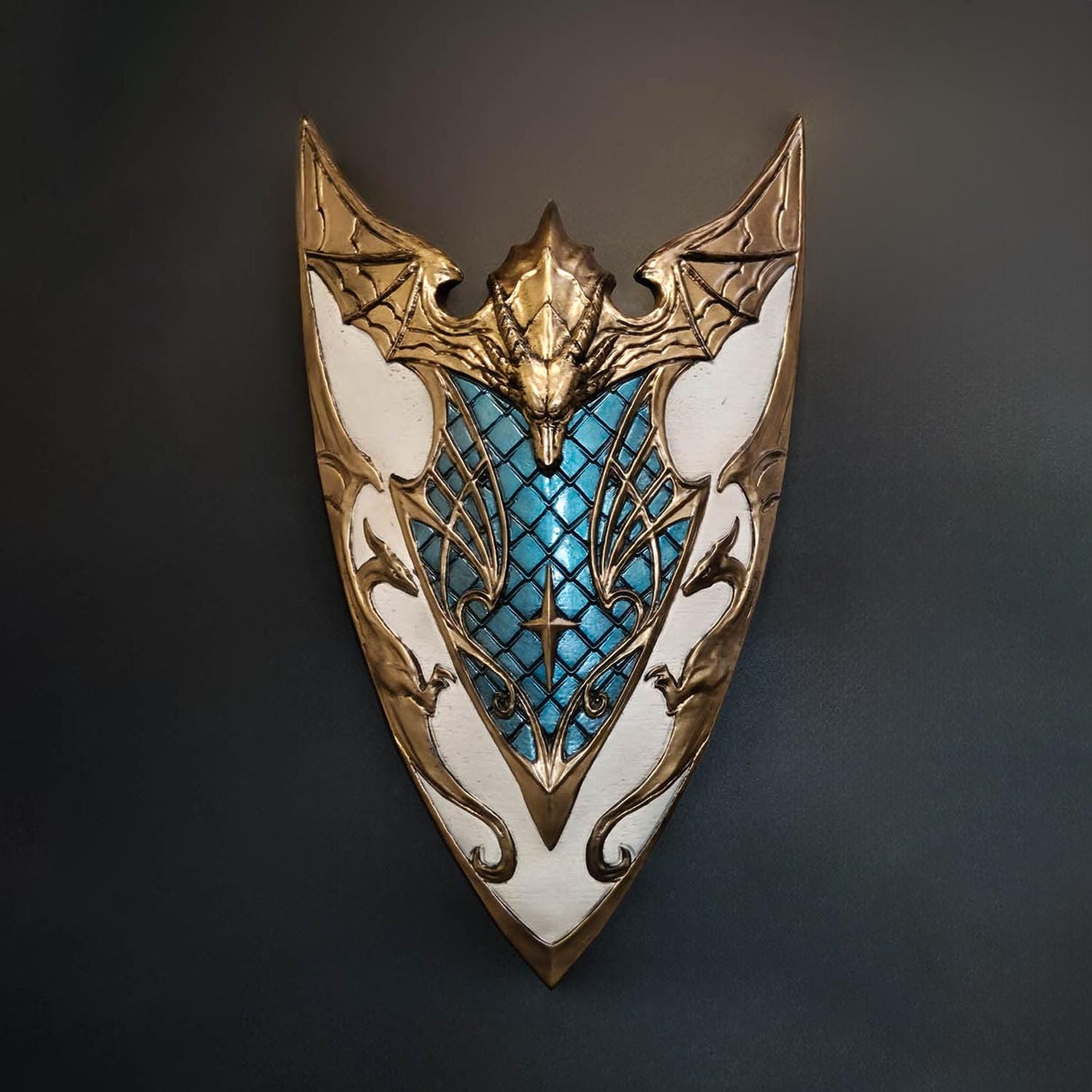 Monster Hunter Sword and Shield - Guild Palace cosplay prop