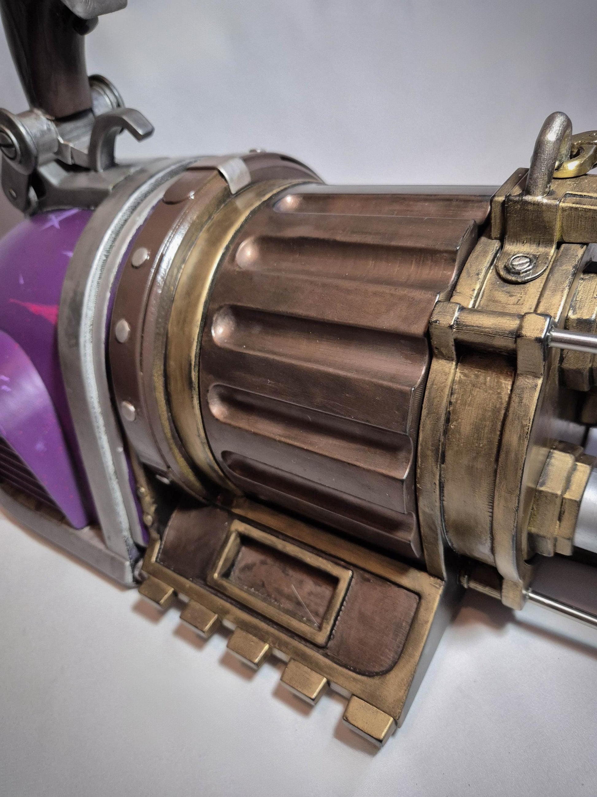 Jinx Pow Pow from Arcane/League of Legends machine gun Cosplay prop with spinning motor