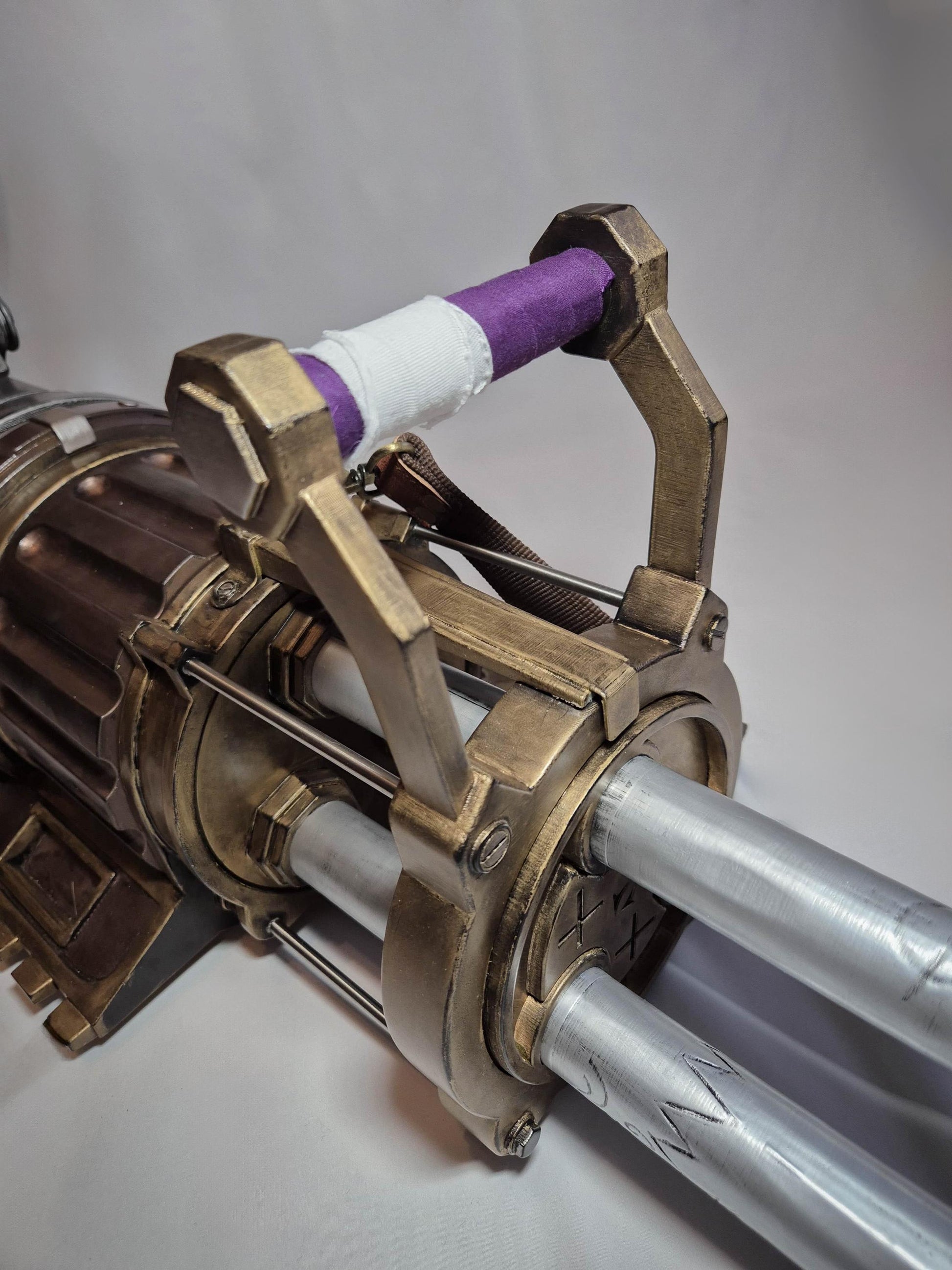 Jinx Pow Pow from Arcane/League of Legends machine gun Cosplay prop with spinning motor