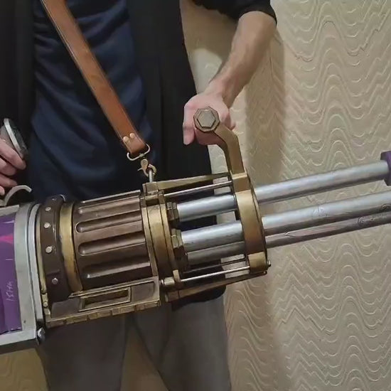 Jinx Pow Pow from Arcane/League of Legends machine gun Cosplay prop with spinning motor